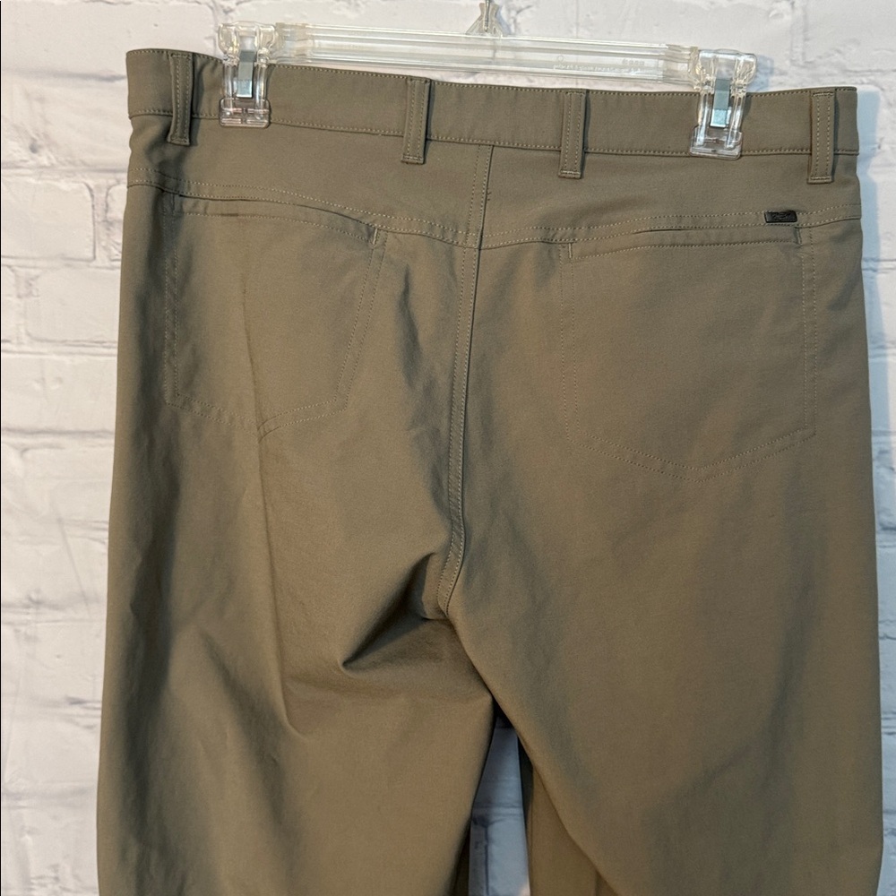 Greg Norman Men's Performance ML75 5-Pocket Golf Pants SIZE 32 X 32 Green Greg - Picture 6 of 11